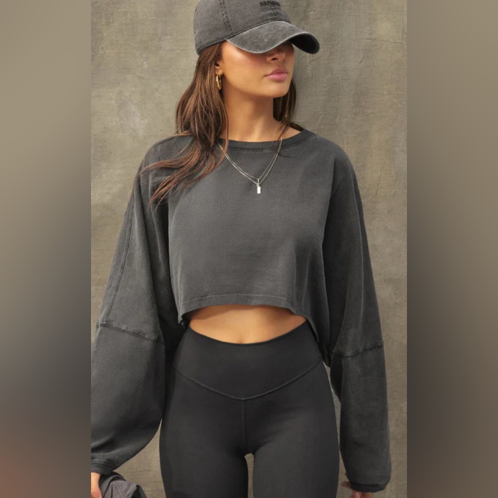 JOAH BROWN SLOUCHY CROP LONG SLEEVE NWT